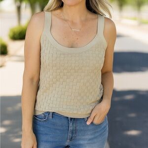 Women's  Aemi + Co Beige Woven Tank Top Size Small